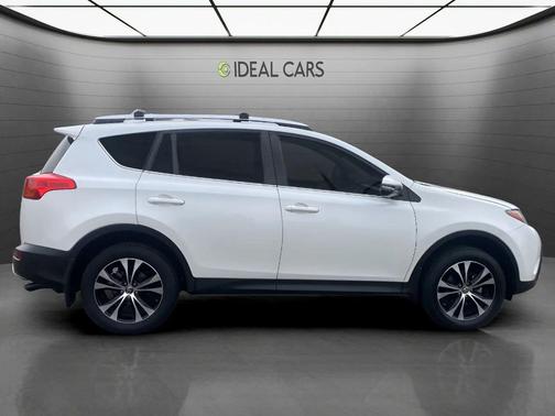 Super White 2015 Toyota RAV4 Limited