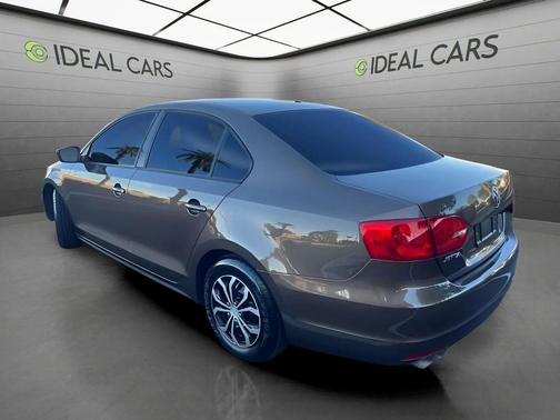 Bronze 2014 Volkswagen Jetta Auto S