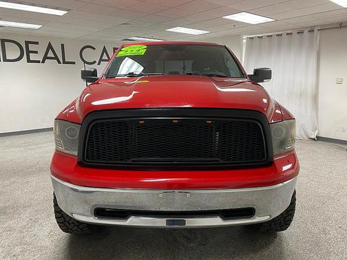 2019 RAM 1500 SLT