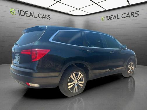 Black Forest Pearl 2017 Honda Pilot EX-L