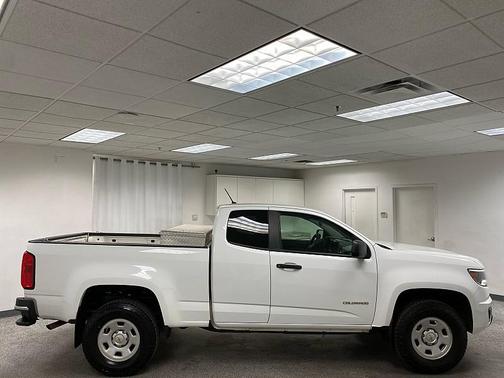 Summit White 2016 Chevrolet Colorado WT