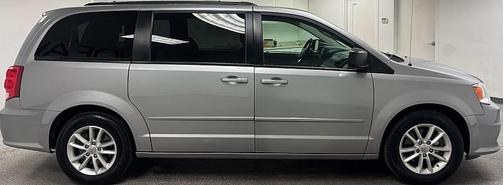 Billet Metallic 2017 Dodge Grand Caravan SXT