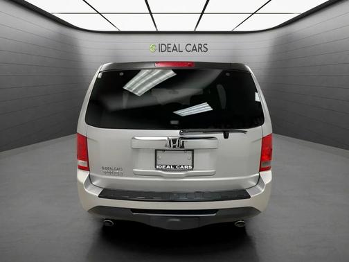 Alabaster Silver Metallic 2012 Honda Pilot EX-L