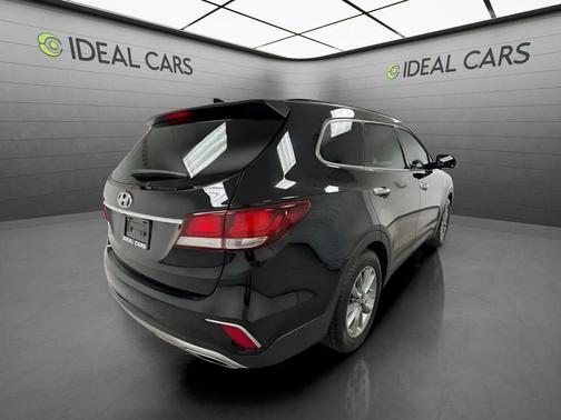 Becketts Black 2018 Hyundai SANTA FE SE