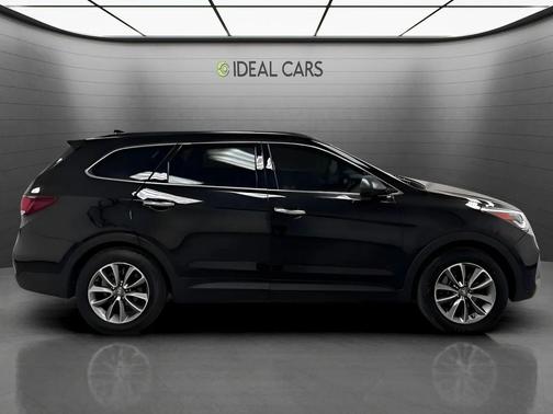 Becketts Black 2018 Hyundai SANTA FE SE