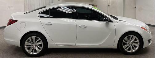 WHITE 2016 Buick Regal Turbo