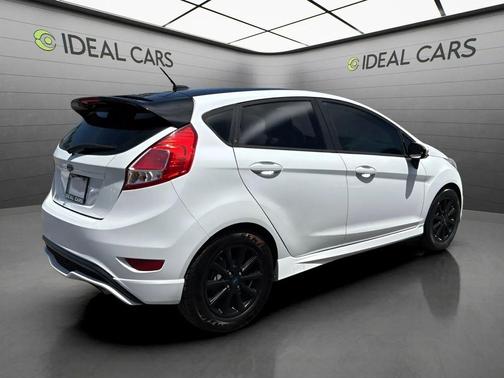Oxford White 2019 Ford Fiesta ST Line