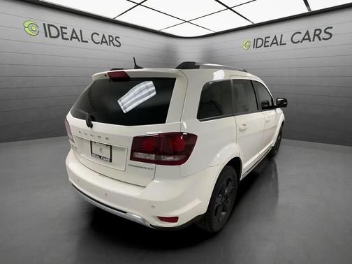 Vice White 2020 Dodge Journey Crossroad