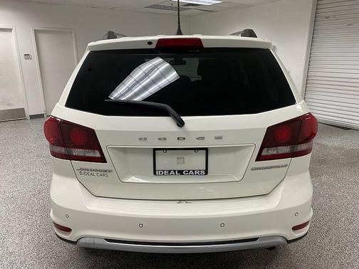 2020 Dodge Journey Crossroad