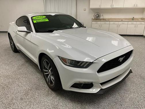 2016 Ford Mustang EcoBoost
