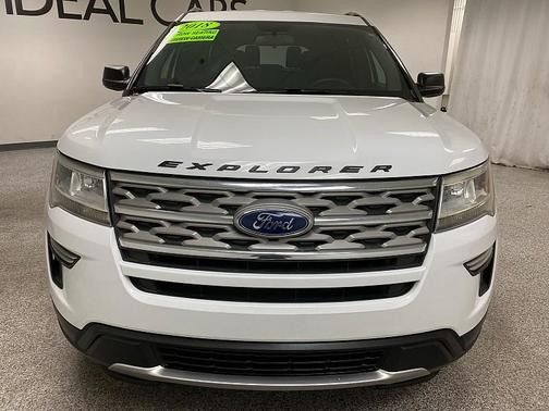 Oxford White 2018 Ford Explorer XLT