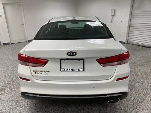 2020 Kia Optima LX