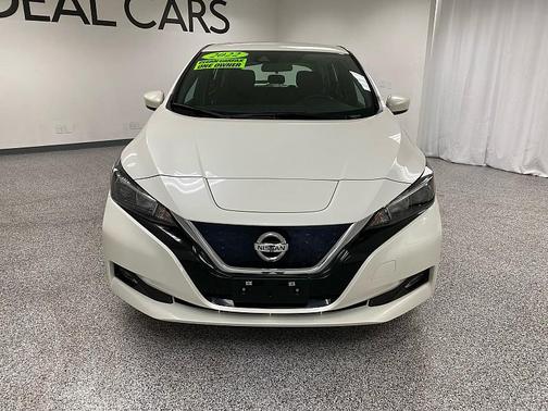 2022 Nissan Leaf SV