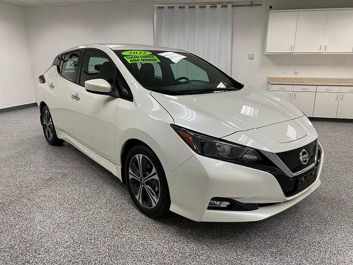 2022 Nissan Leaf SV