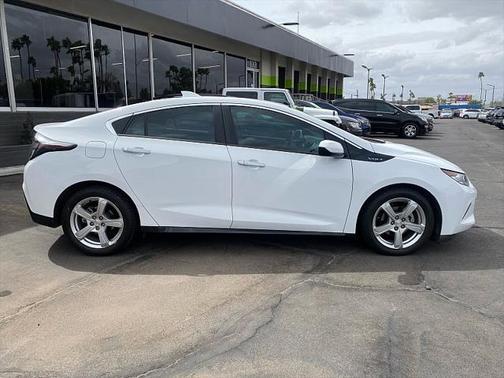 2018 Chevrolet Volt LT