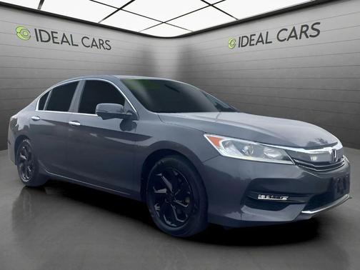 Lunar Silver Metallic 2017 Honda Accord EX-L