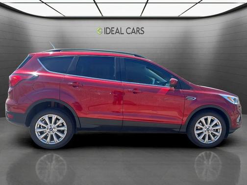 Ruby Red Metallic Tinted Clearcoat 2019 Ford Escape SEL