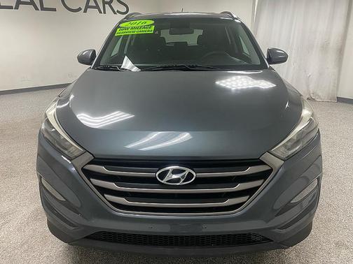 2016 Hyundai TUCSON SE