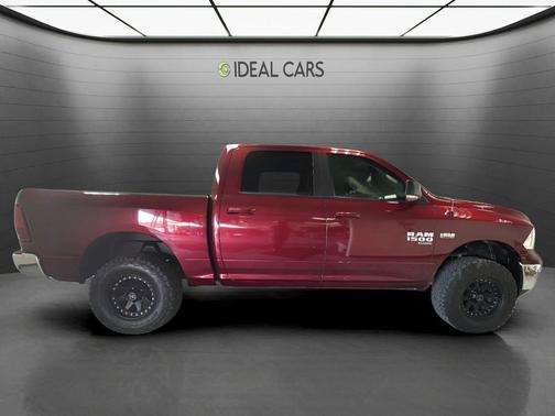 Delmonico Red Pearlcoat 2019 RAM 1500 Big Horn