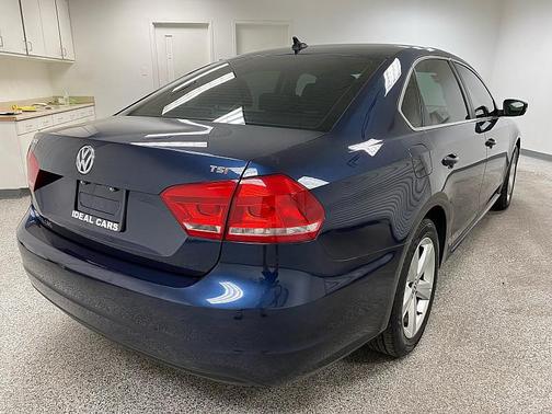 2015 Volkswagen Passat 1.8T Limited Edition
