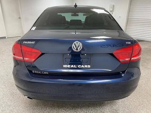 2015 Volkswagen Passat 1.8T Limited Edition
