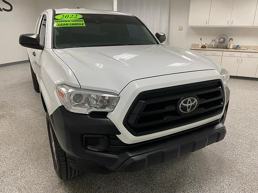 2022 Toyota Tacoma SR
