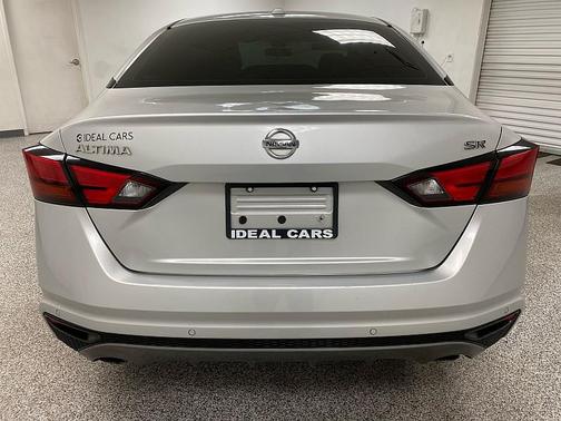 2020 Nissan Altima SR FWD