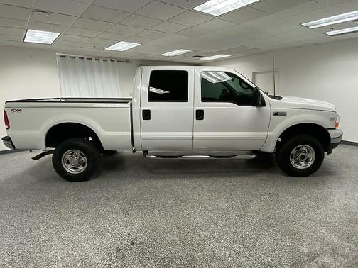 2002 Ford F-350 XLT Crew Cab Super Duty
