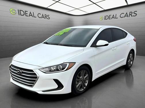 Quartz White Pearl 2017 Hyundai ELANTRA SE