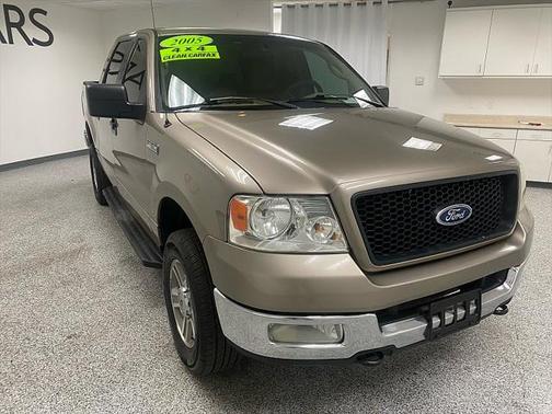 2005 Ford F-150 XLT SuperCrew