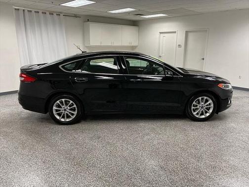 2020 Ford Fusion Plug-In Hybrid Titanium