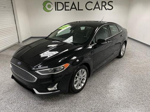 2020 Ford Fusion Plug-In Hybrid Titanium