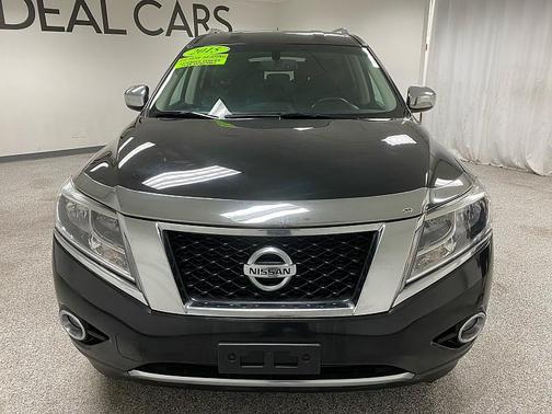 2015 Nissan Pathfinder SV