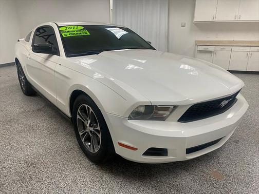 2011 Ford Mustang V6
