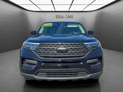 Agate Black 2021 Ford Explorer Base