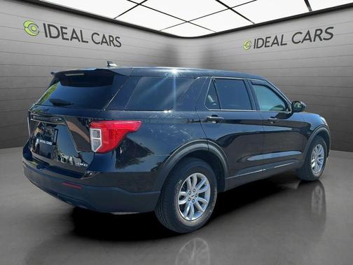 Agate Black 2021 Ford Explorer Base