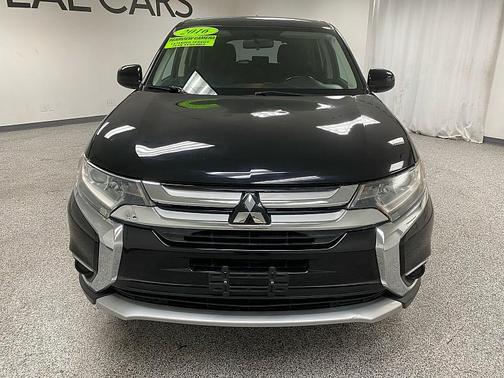 2016 Mitsubishi Outlander ES
