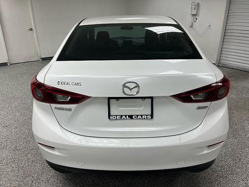 2014 Mazda Mazda3 i Sport