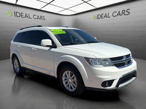 White 2014 Dodge Journey SXT