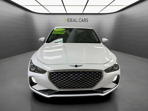 Uyuni White 2020 Genesis G70 2.0T RWD