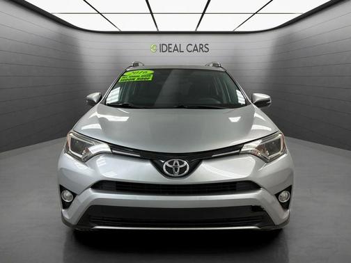 Classic Silver Metallic 2016 Toyota RAV4 XLE