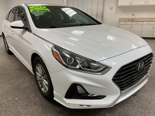 2019 Hyundai SONATA SE