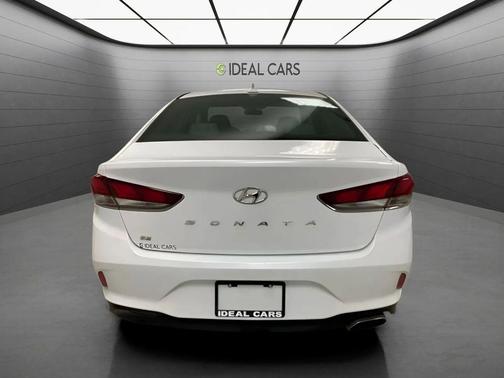 Quartz White Pearl 2019 Hyundai SONATA SE
