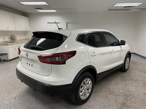 2020 Nissan Rogue Sport S