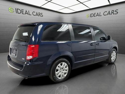 True Blue Pearlcoat 2016 Dodge Grand Caravan AVP/SE