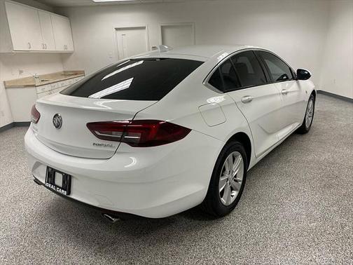 2019 Buick Regal Sportback FWD Preferred