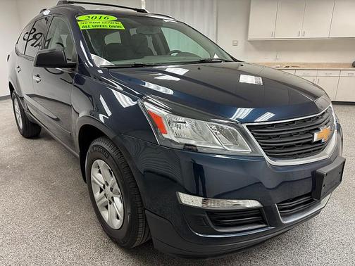 Blue Velvet Metallic 2016 Chevrolet Traverse LS