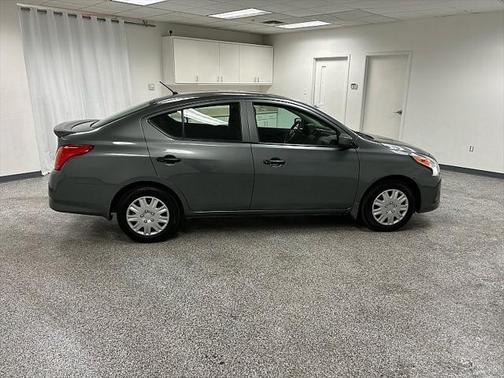 2018 Nissan Versa 1.6 S+