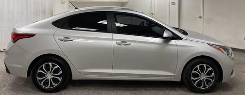 2019 Hyundai Accent SE