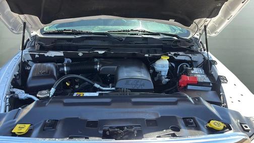 Bright White Clearcoat 2021 RAM 1500 Classic SLT